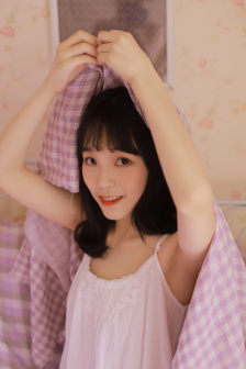 日本三级带黄在线观看